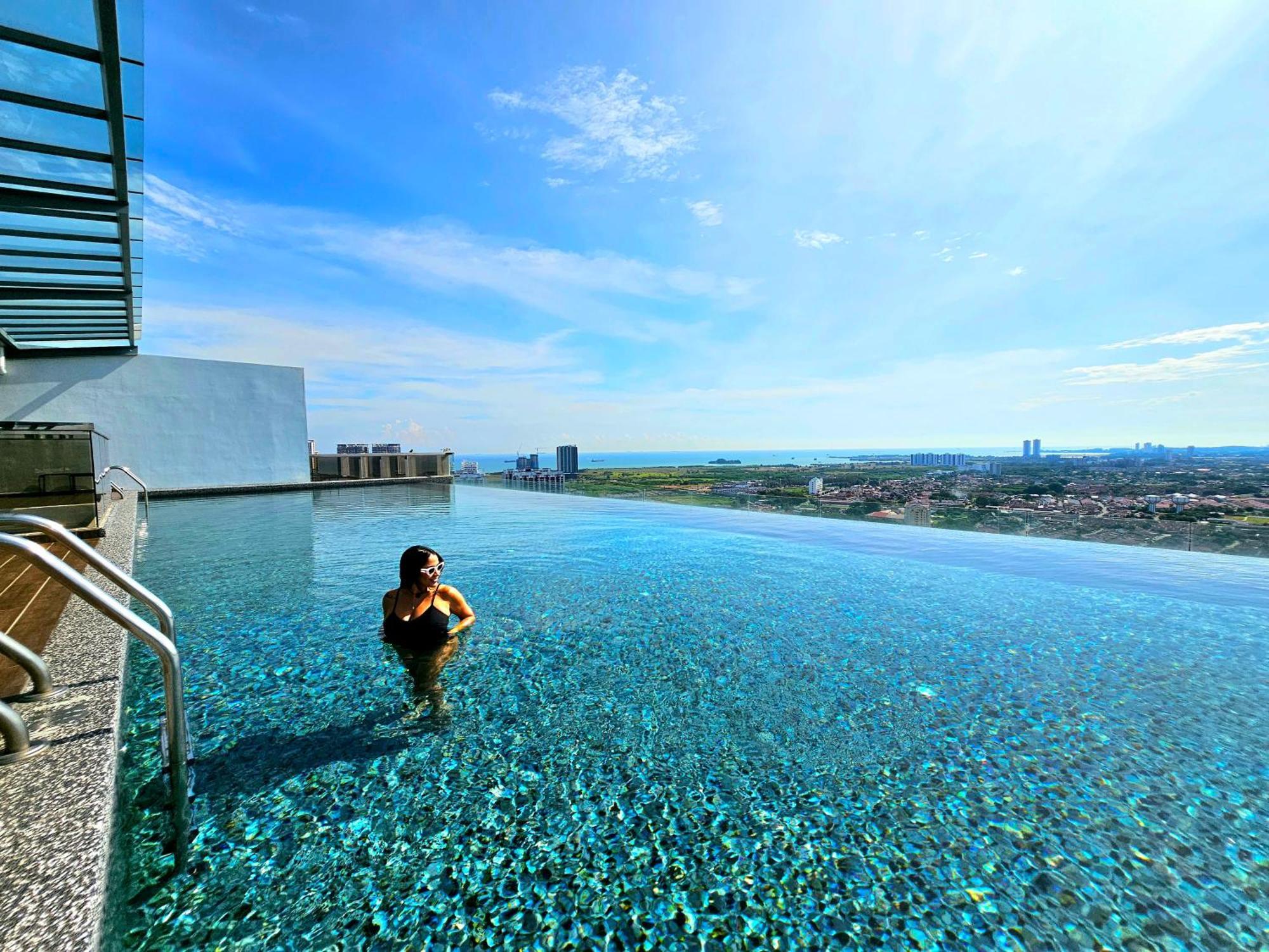 Quartz Paragon Suites Melaka By Ggm מראה חיצוני תמונה